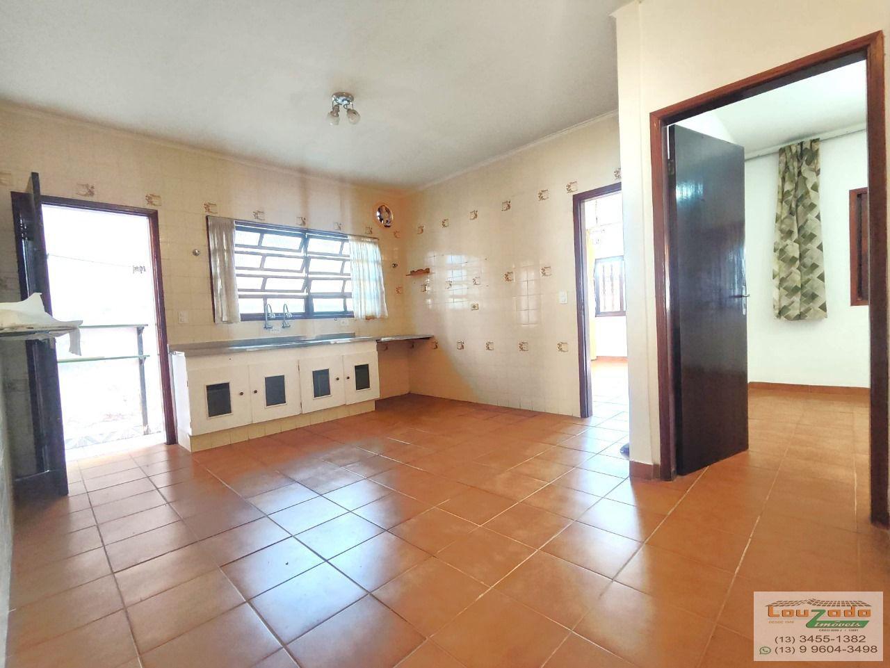 Casa à venda com 3 quartos, 360m² - Foto 9