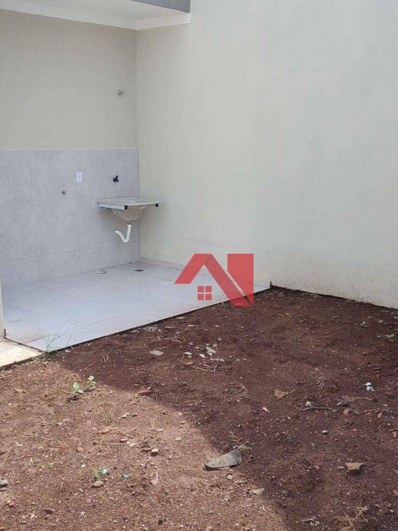 Casa à venda com 2 quartos, 70m² - Foto 21