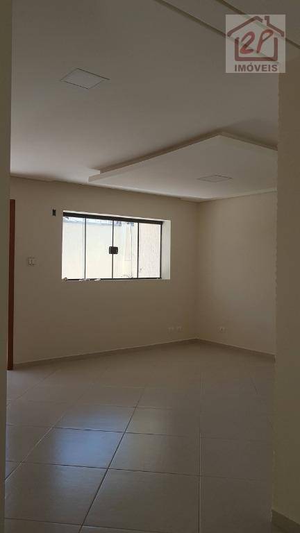 Casa à venda com 3 quartos, 200m² - Foto 12