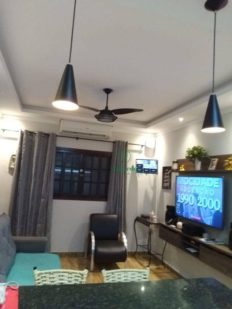 Casa à venda com 2 quartos, 100m² - Foto 6