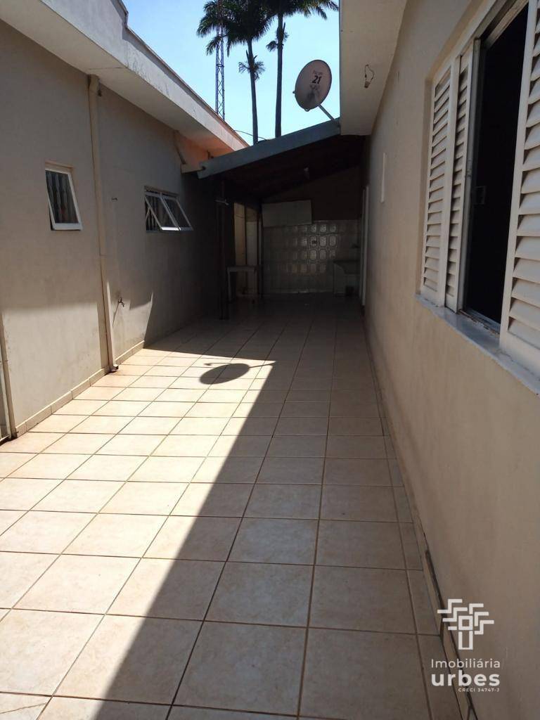 Casa à venda com 3 quartos, 127m² - Foto 11