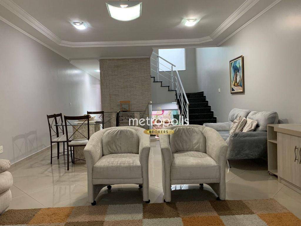 Sobrado à venda com 3 quartos, 282m² - Foto 1