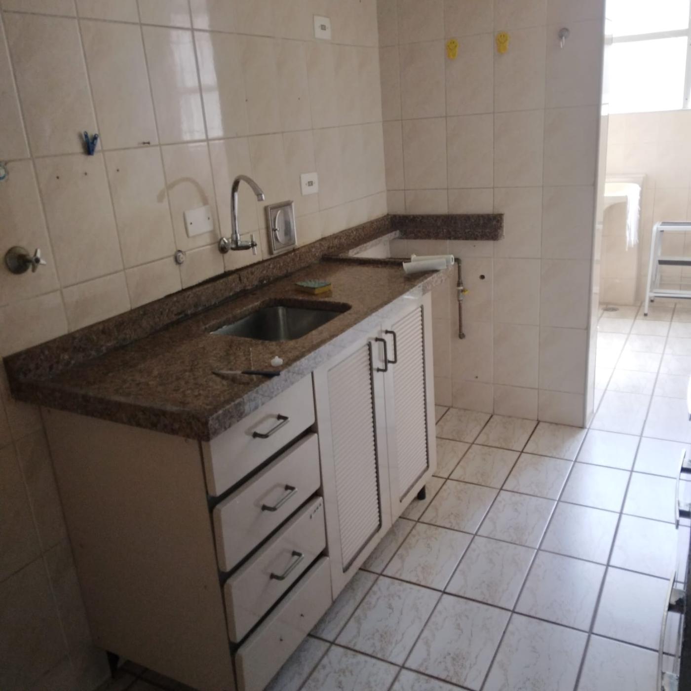 Apartamento à venda com 2 quartos, 56m² - Foto 3