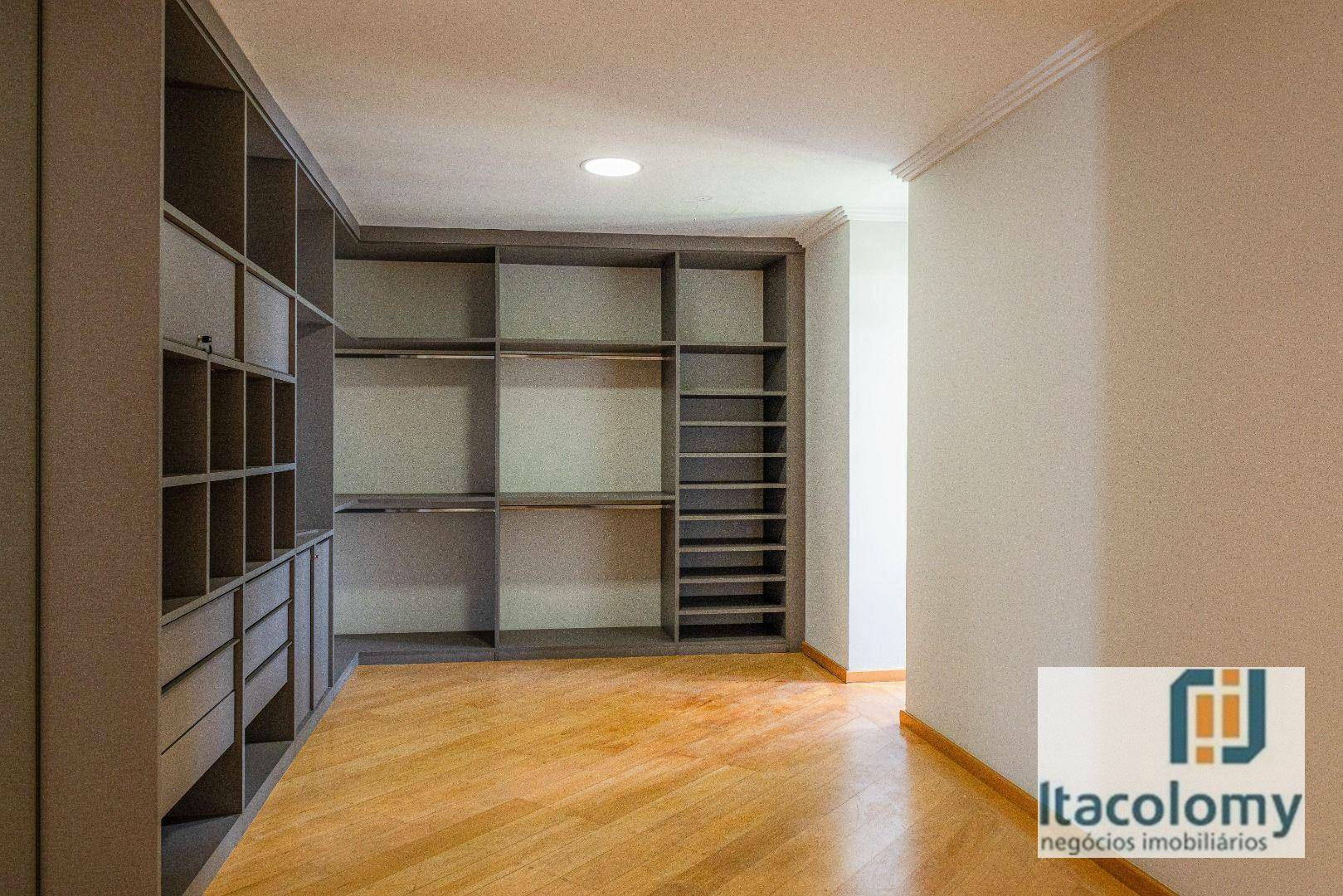 Casa de Condomínio para alugar com 4 quartos, 1718m² - Foto 11