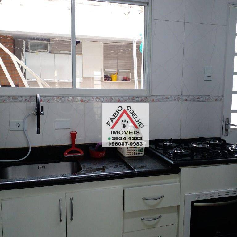 Sobrado à venda com 2 quartos, 100m² - Foto 4