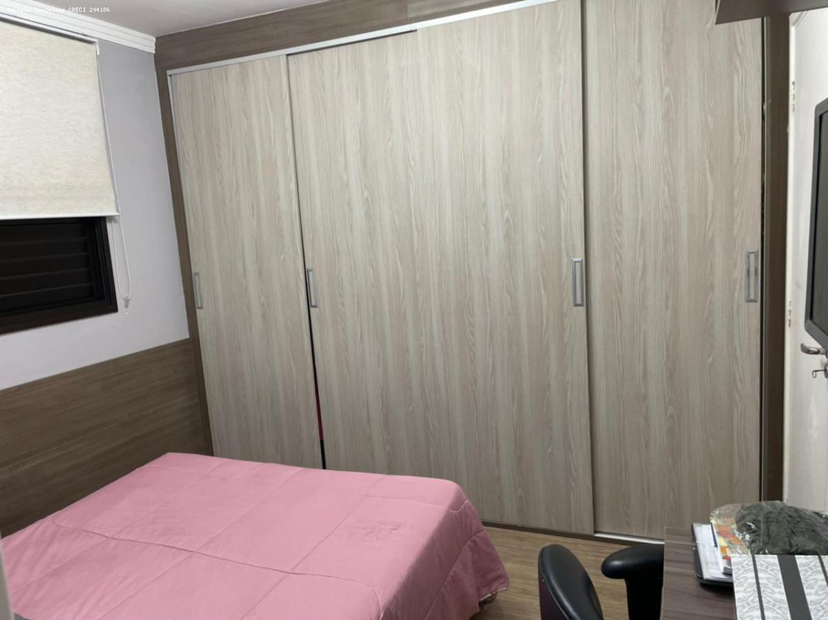 Apartamento à venda com 3 quartos, 78m² - Foto 7