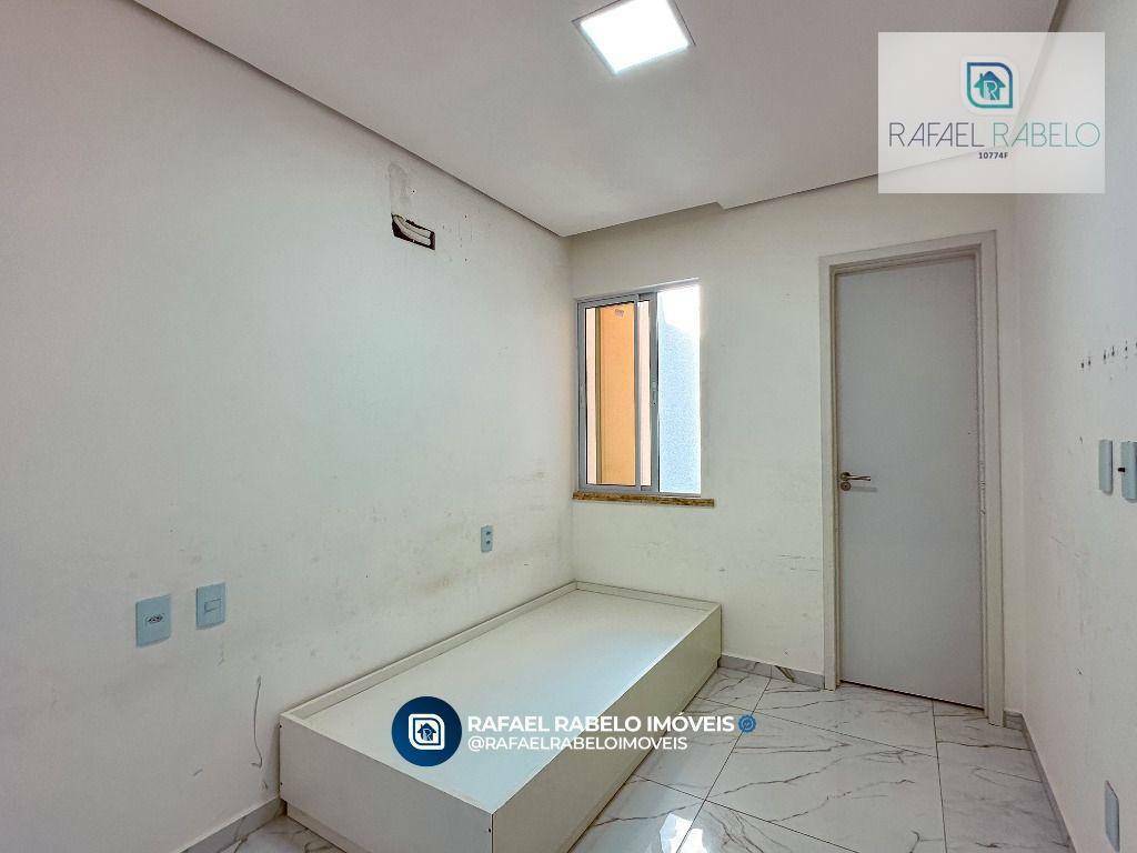 Casa à venda com 4 quartos, 120m² - Foto 14