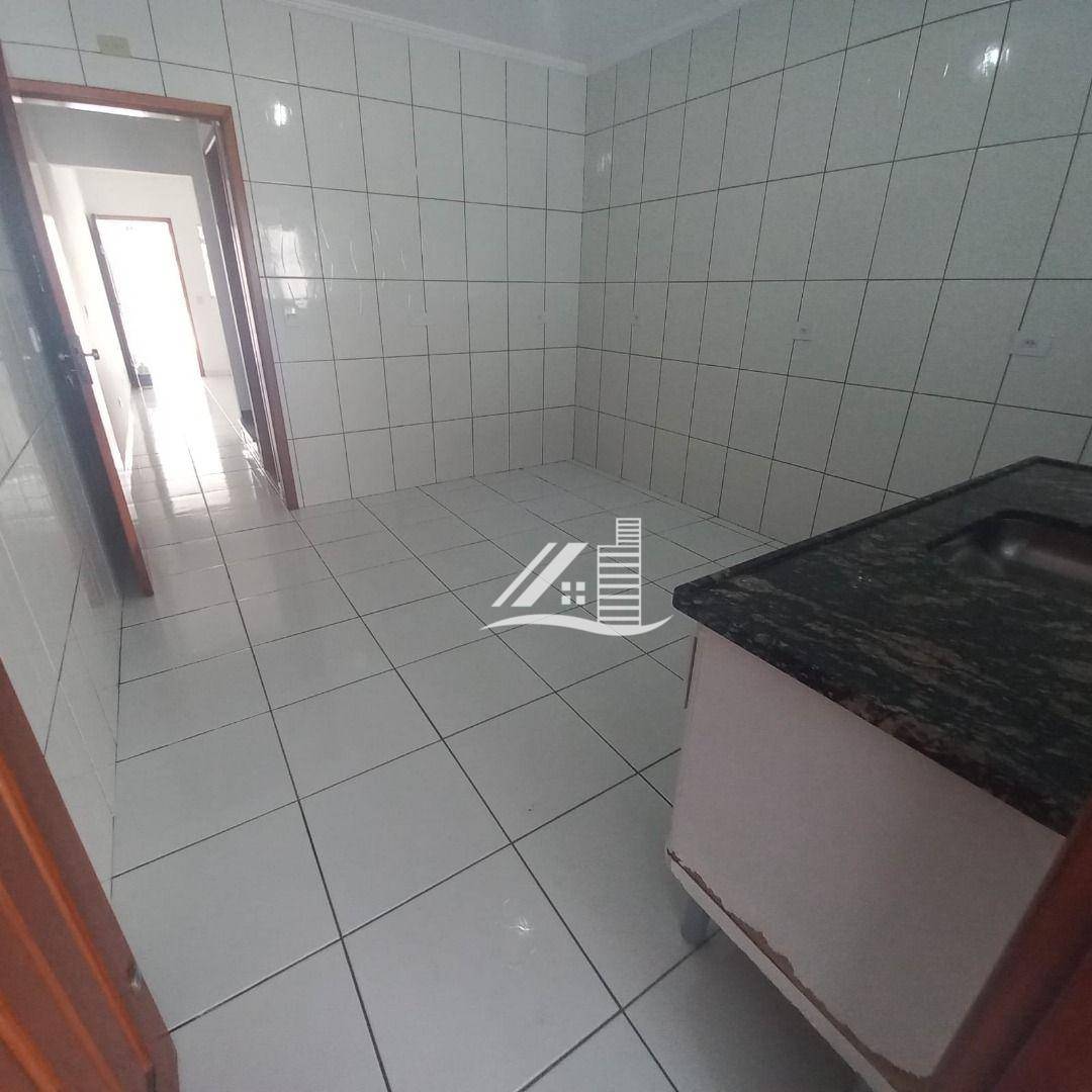 Sobrado à venda com 3 quartos, 100m² - Foto 13