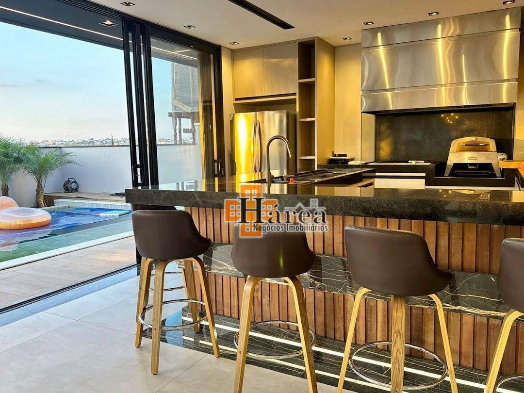 Sobrado à venda e aluguel com 5 quartos, 250m² - Foto 23