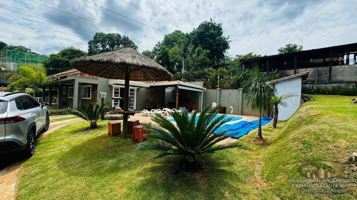 Chácara para alugar com 3 quartos, 1000m² - Foto 1