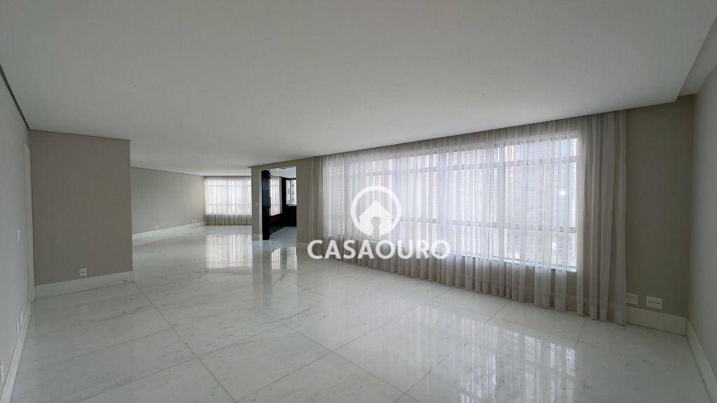 Apartamento à venda com 4 quartos, 280m² - Foto 1