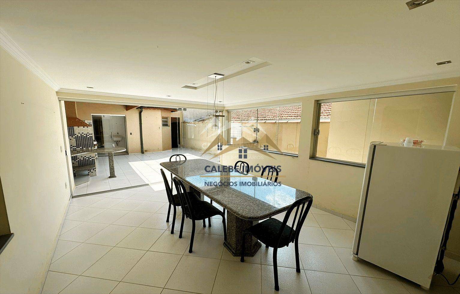 Sobrado à venda com 5 quartos, 295m² - Foto 15