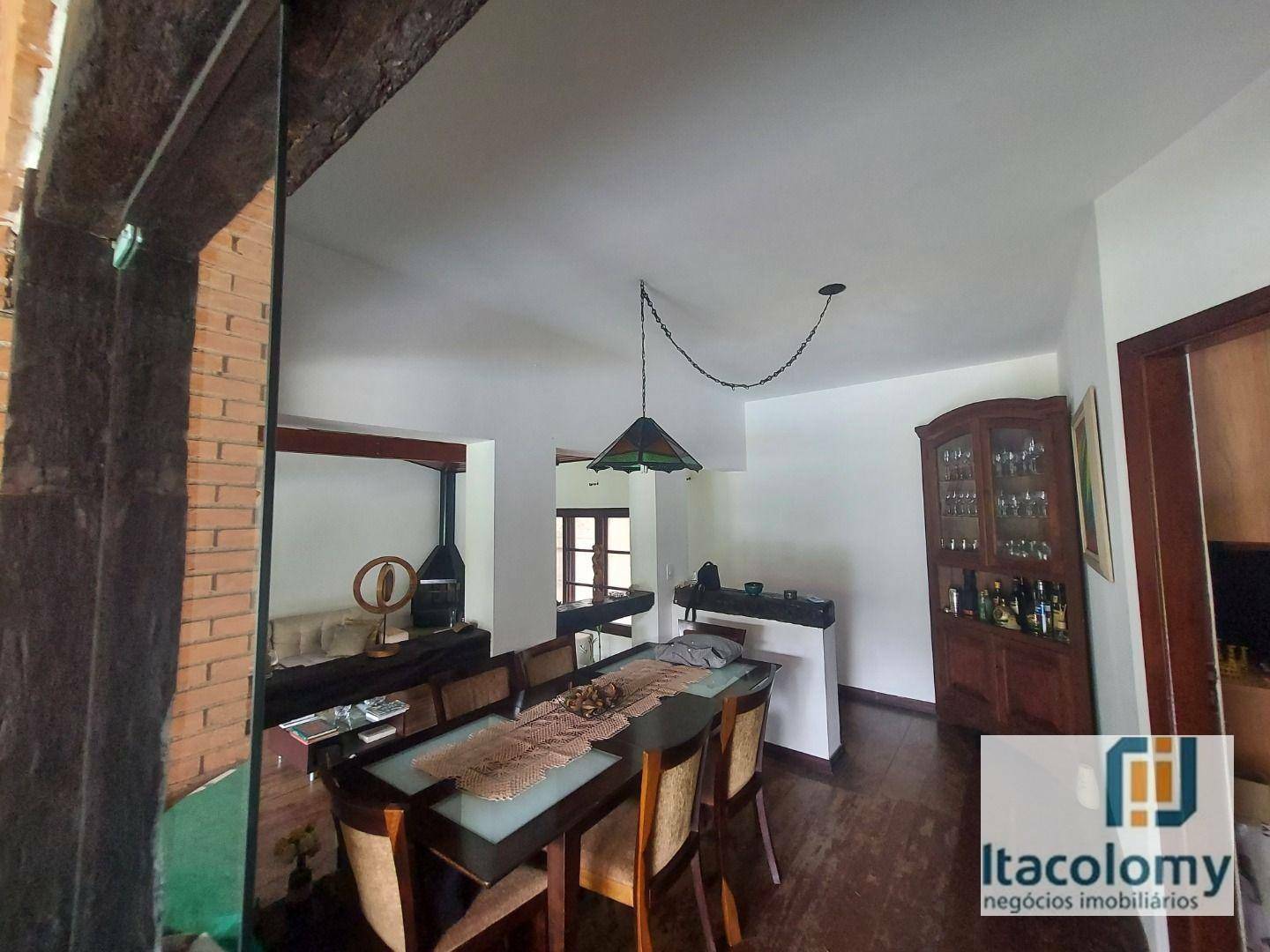 Casa de Condomínio à venda com 4 quartos, 450m² - Foto 53