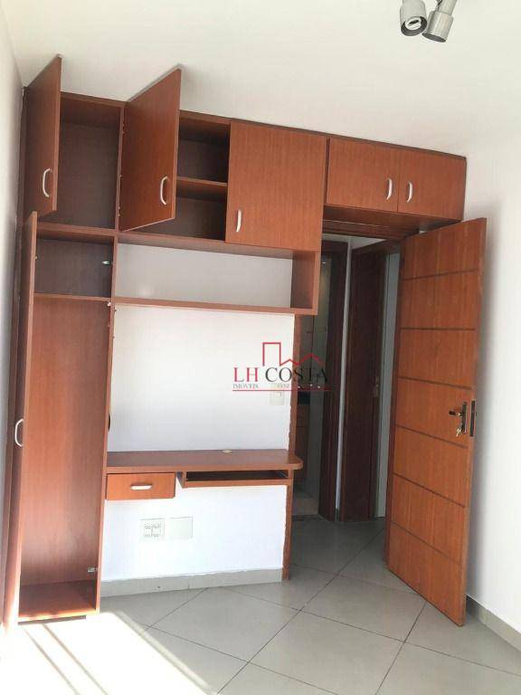 Apartamento à venda com 2 quartos, 58m² - Foto 4