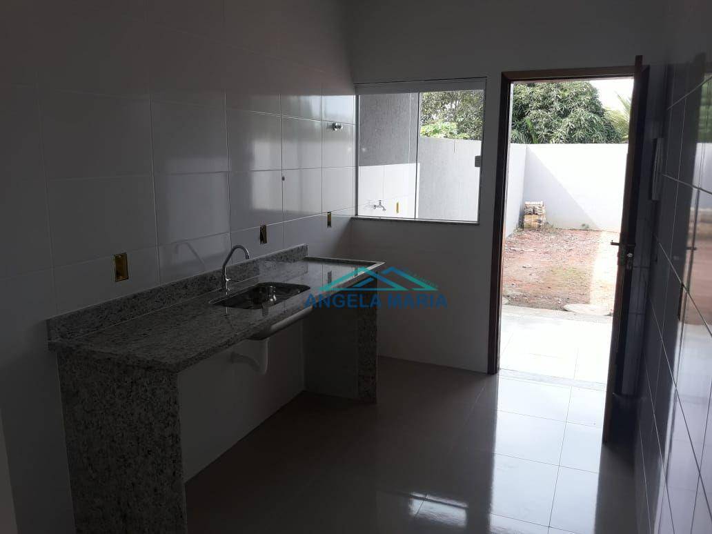 Casa à venda com 3 quartos, 90m² - Foto 14