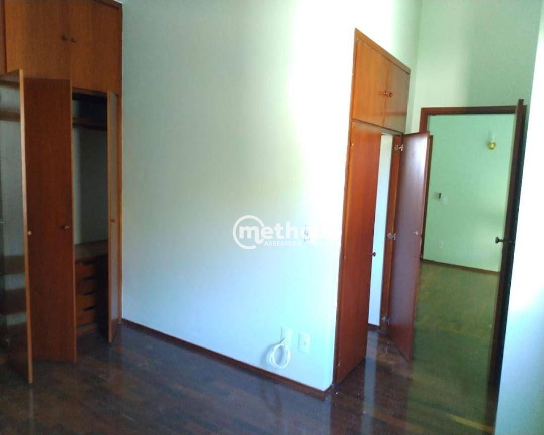 Casa à venda com 4 quartos, 350m² - Foto 15