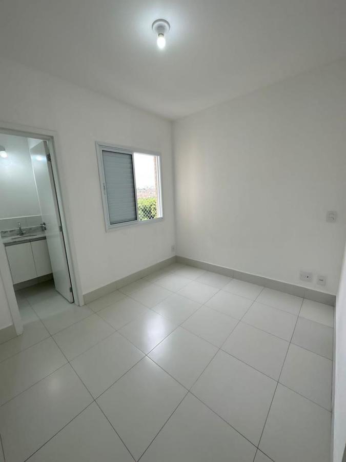 Apartamento para alugar com 3 quartos, 65m² - Foto 7