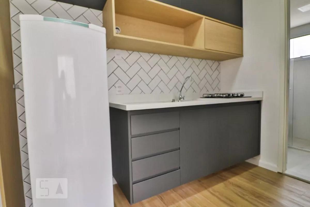 Apartamento para alugar com 1 quarto, 30m² - Foto 6