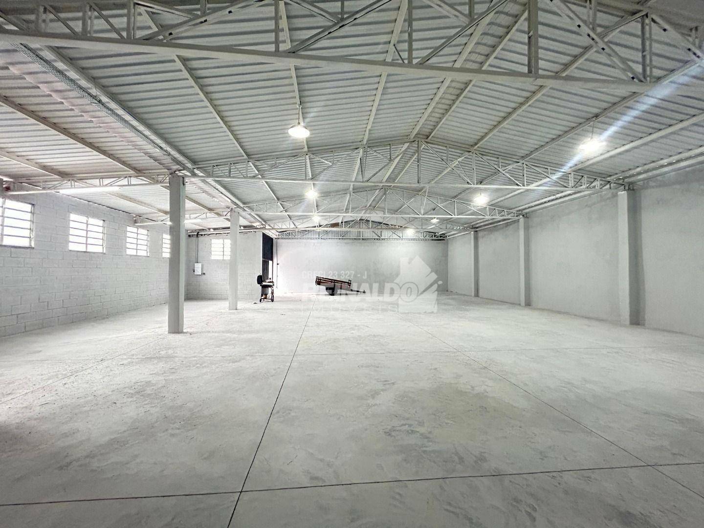 Depósito-Galpão-Armazém para alugar, 348m² - Foto 2
