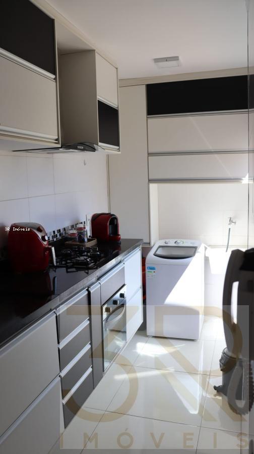 Apartamento à venda com 2 quartos, 57m² - Foto 16