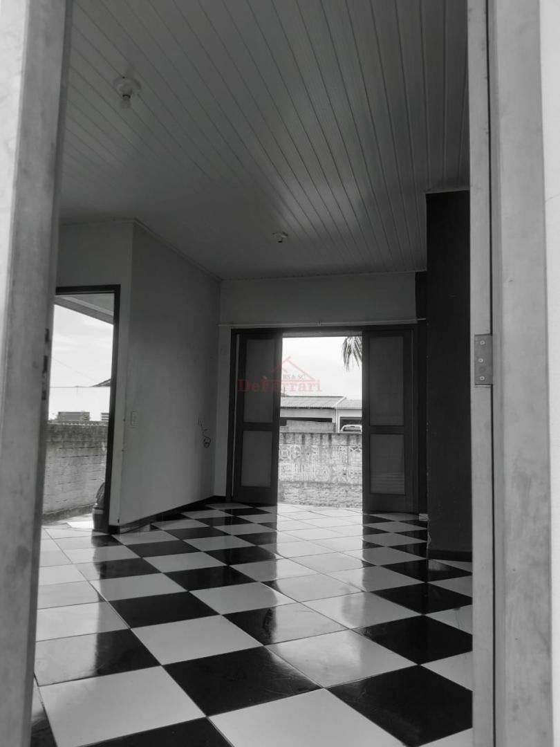 Casa à venda com 2 quartos, 364m² - Foto 5