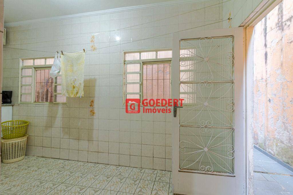 Sobrado à venda com 3 quartos, 248m² - Foto 14