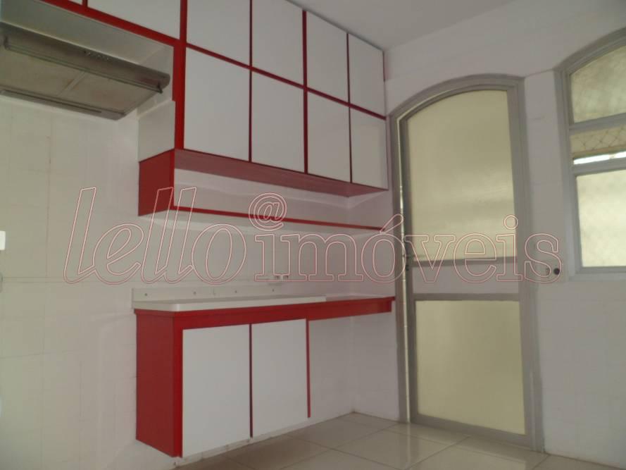 Apartamento para alugar com 3 quartos, 140m² - Foto 15