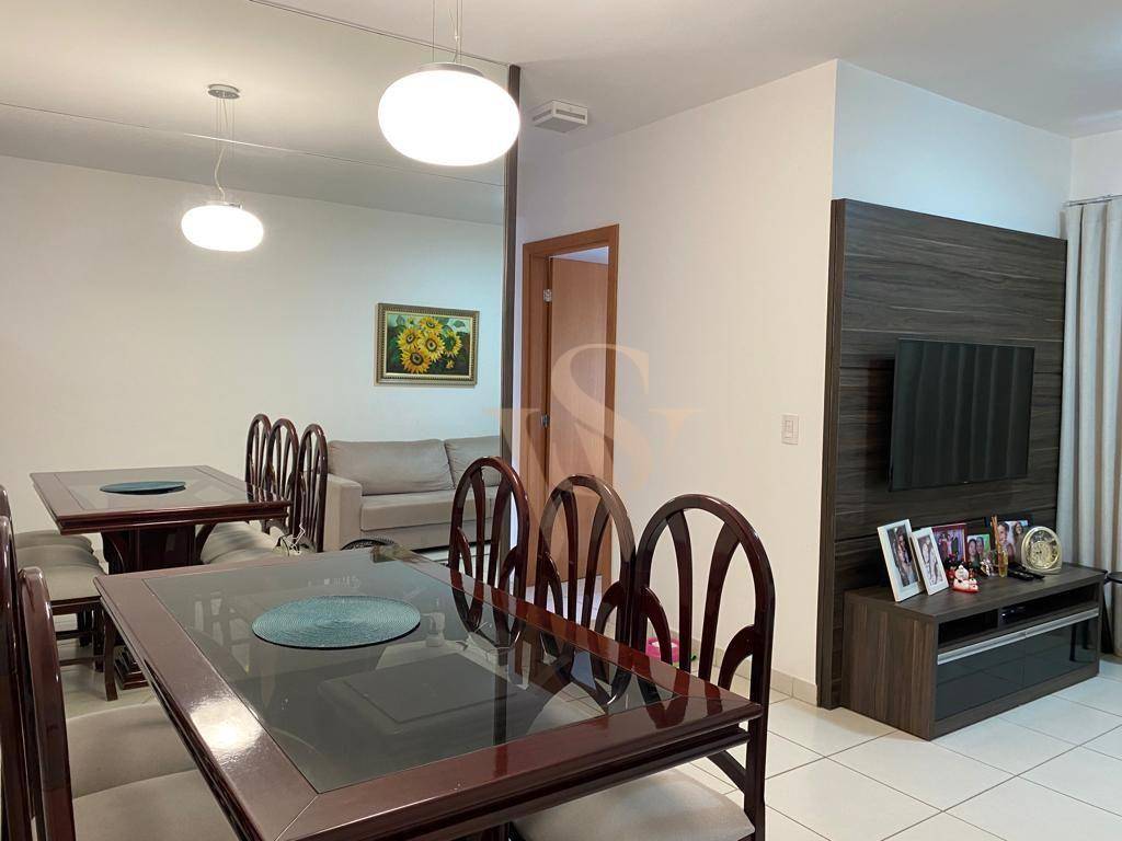 Apartamento à venda com 3 quartos, 80m² - Foto 2