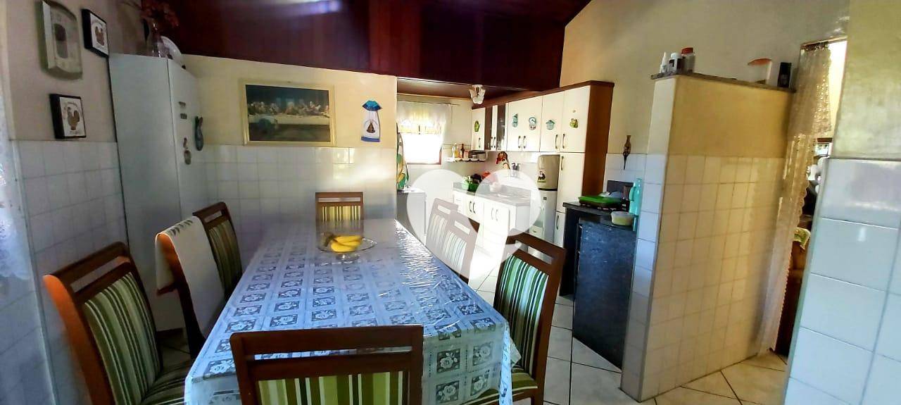 Sítio à venda com 5 quartos, 1m² - Foto 18