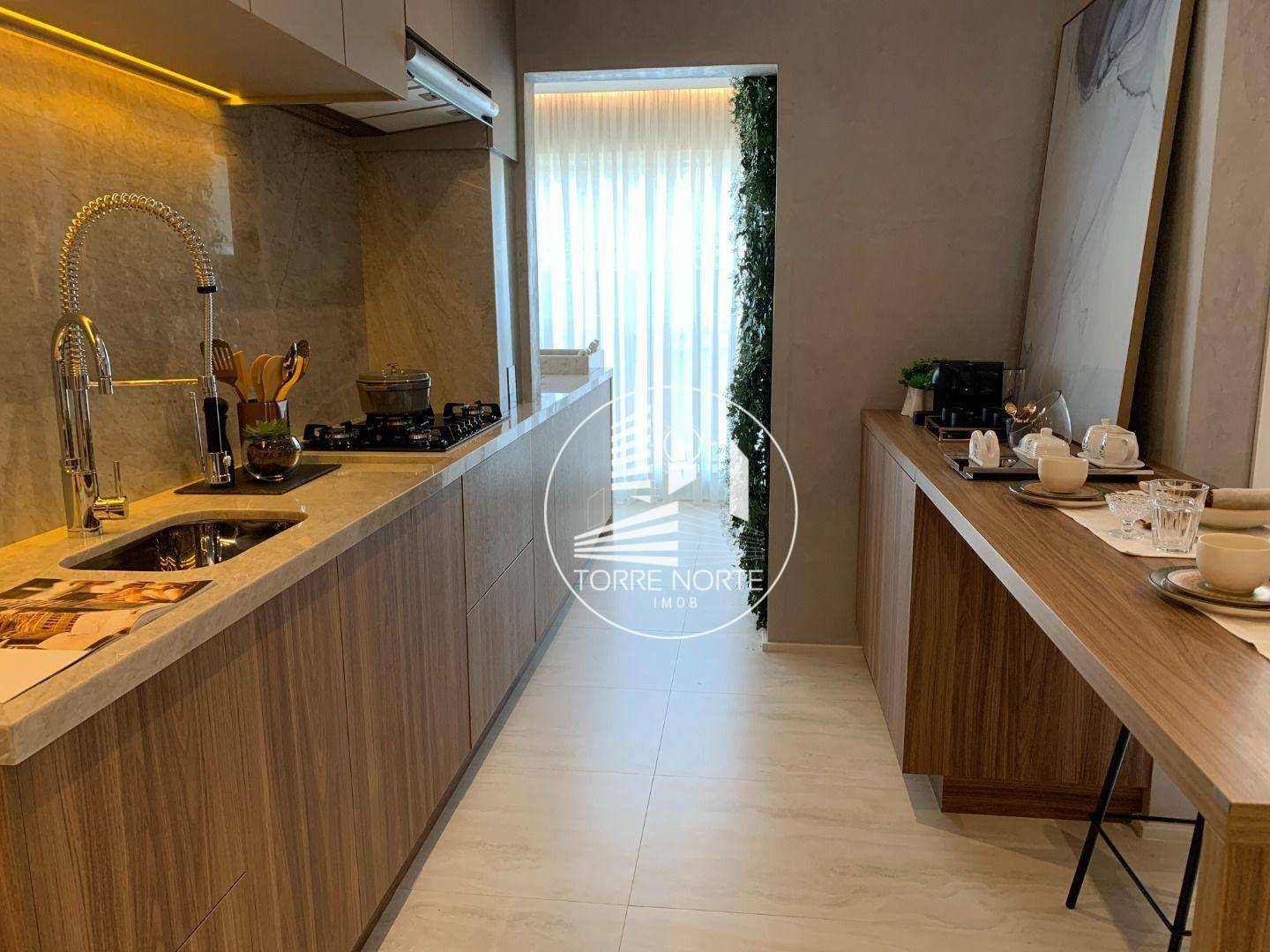 Apartamento à venda com 4 quartos, 136m² - Foto 9