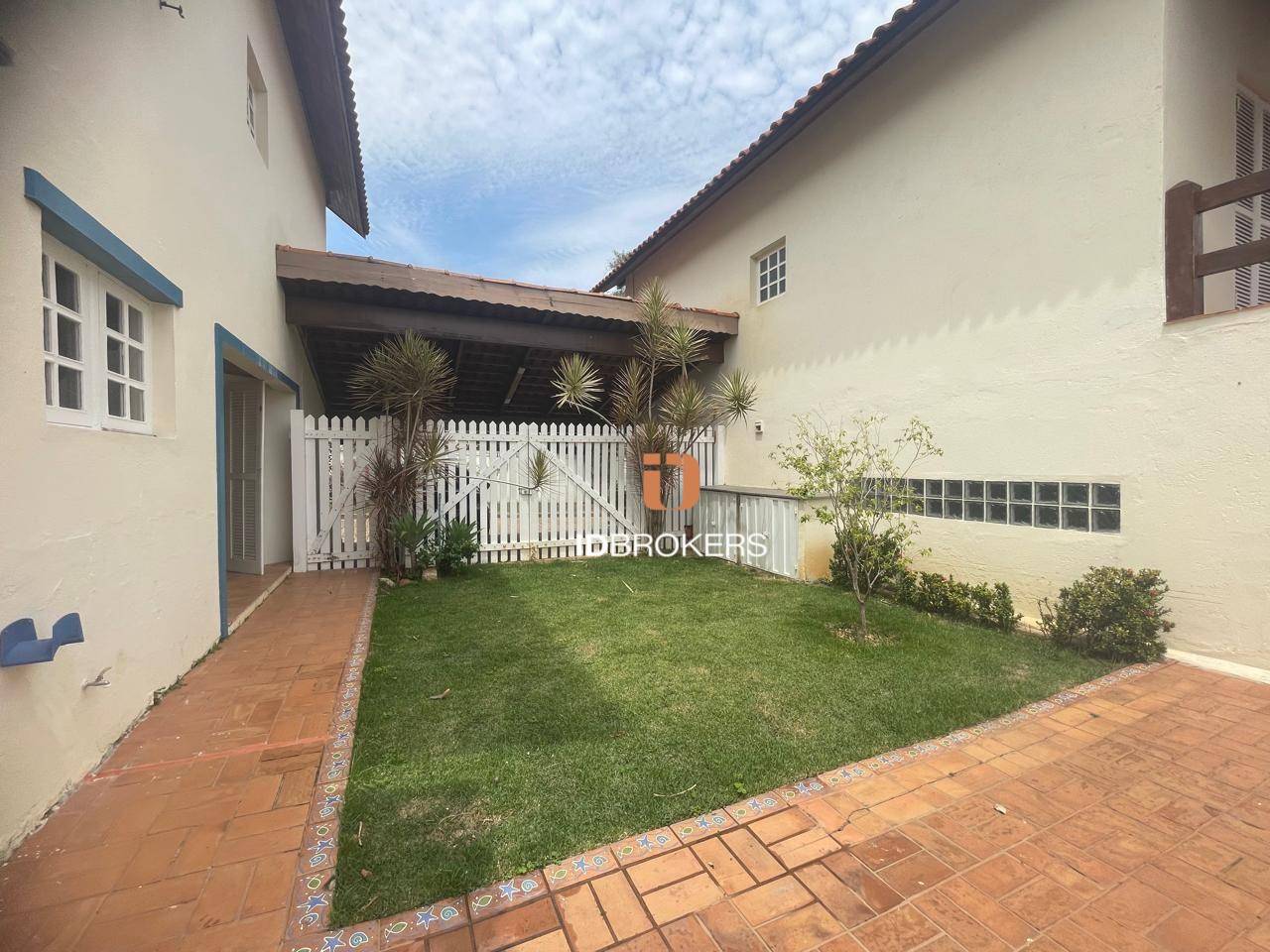 Casa, 3 quartos, 175 m² - Foto 1