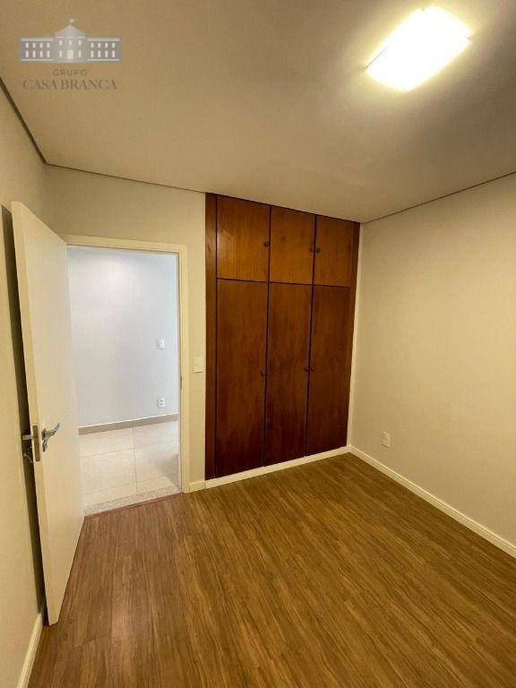 Apartamento à venda com 3 quartos, 117m² - Foto 7