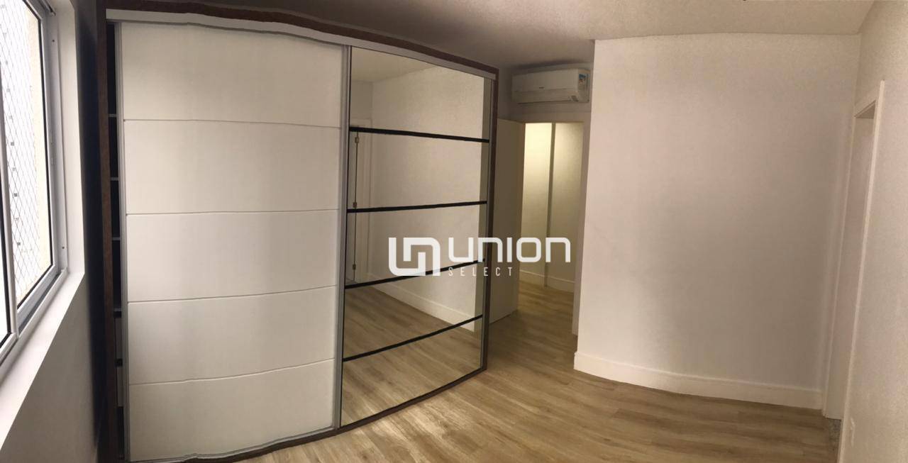 Apartamento à venda com 3 quartos, 121m² - Foto 27