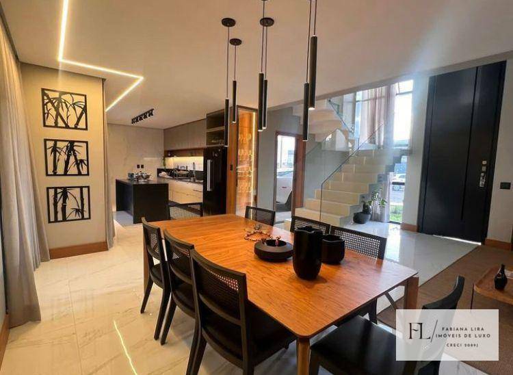 Casa de Condomínio à venda com 4 quartos, 285m² - Foto 4