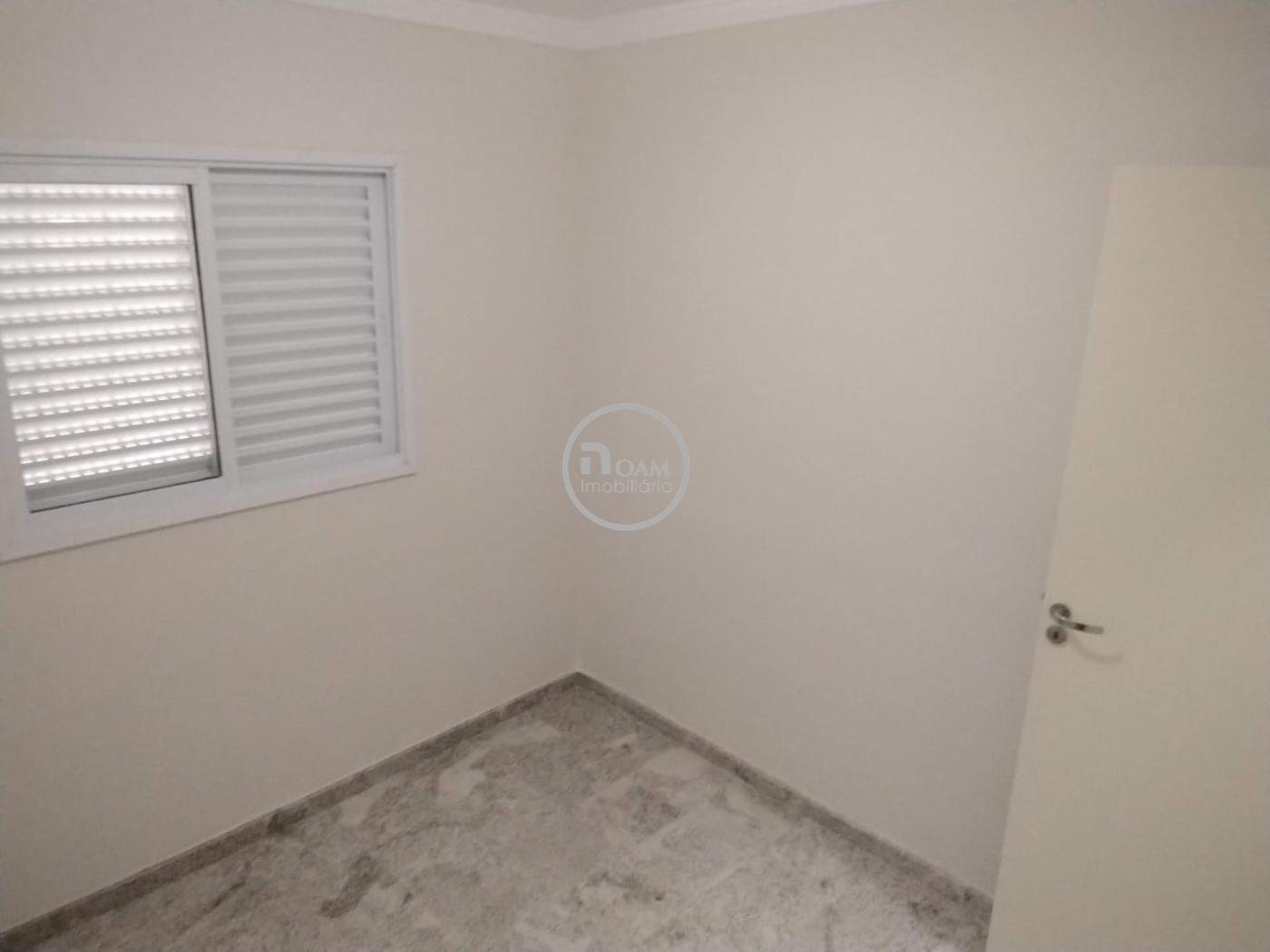 Apartamento à venda com 3 quartos, 80m² - Foto 4