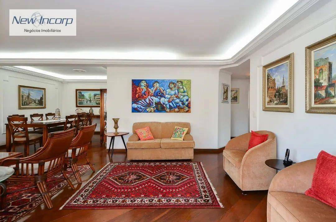 Apartamento à venda com 4 quartos, 221m² - Foto 4