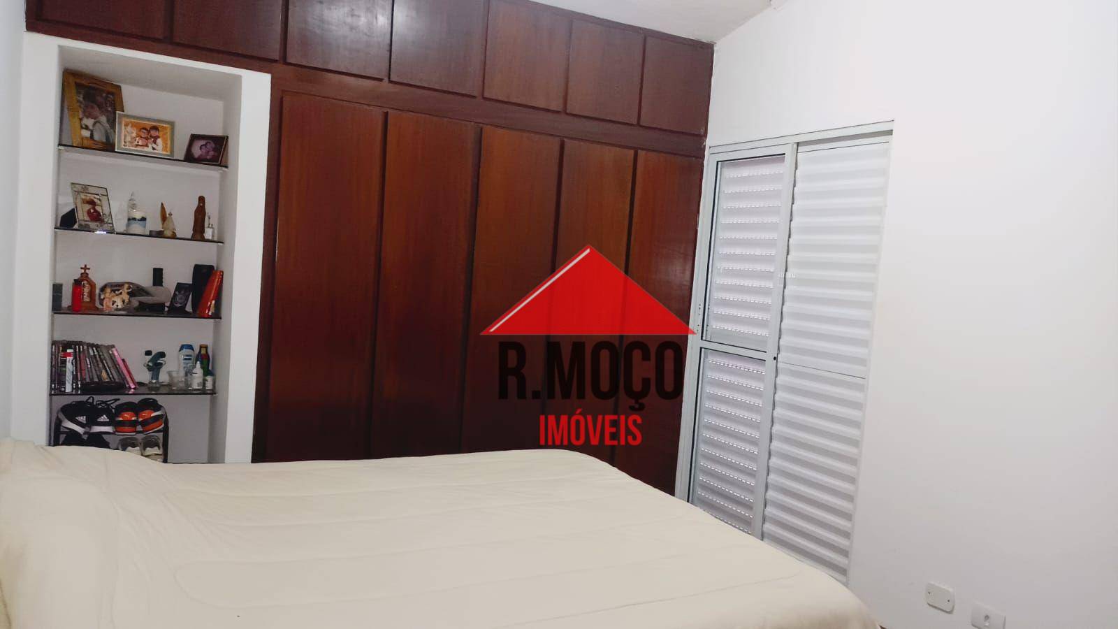 Sobrado à venda com 3 quartos, 250m² - Foto 13