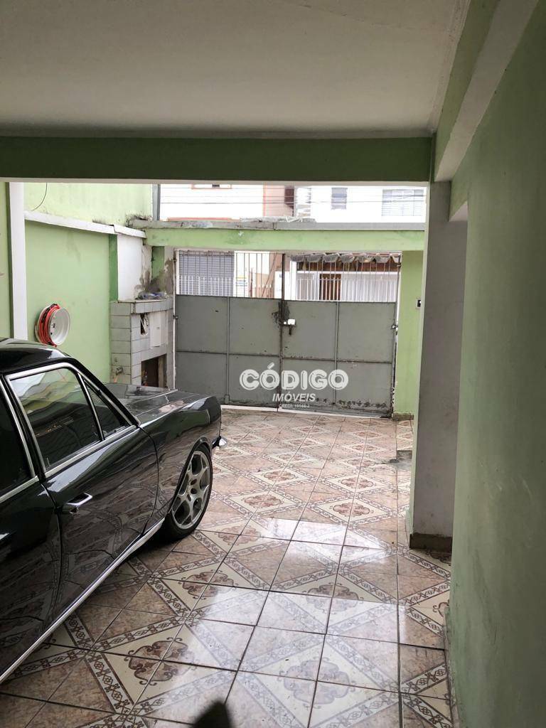 Sobrado à venda com 3 quartos, 187m² - Foto 2