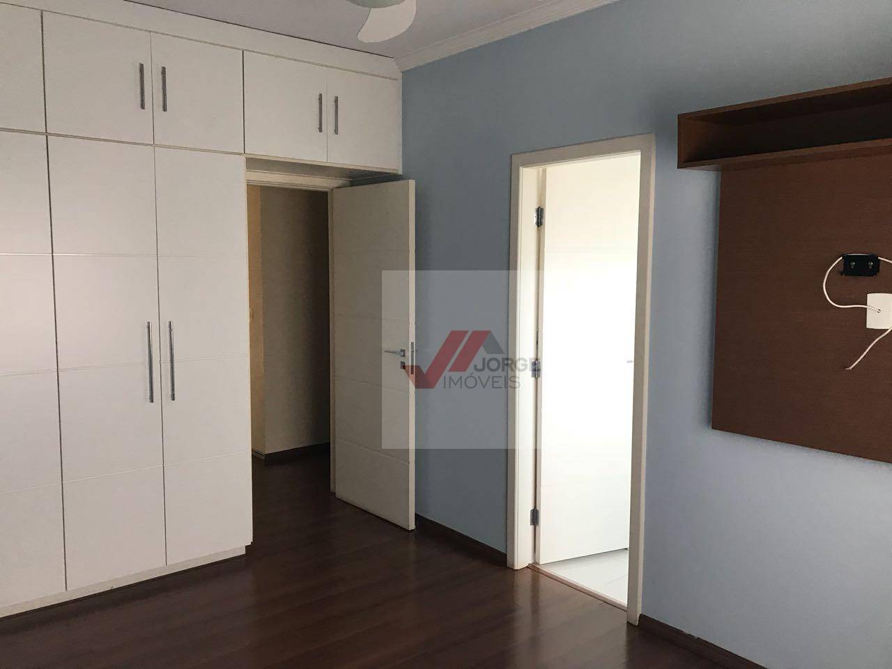 Casa à venda com 3 quartos, 325m² - Foto 14