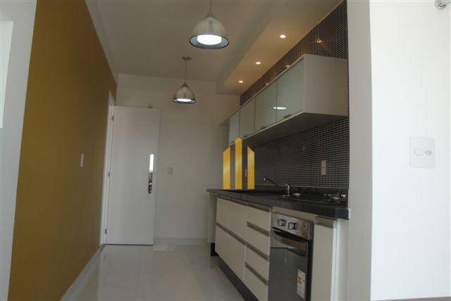 Apartamento à venda com 3 quartos, 94m² - Foto 3