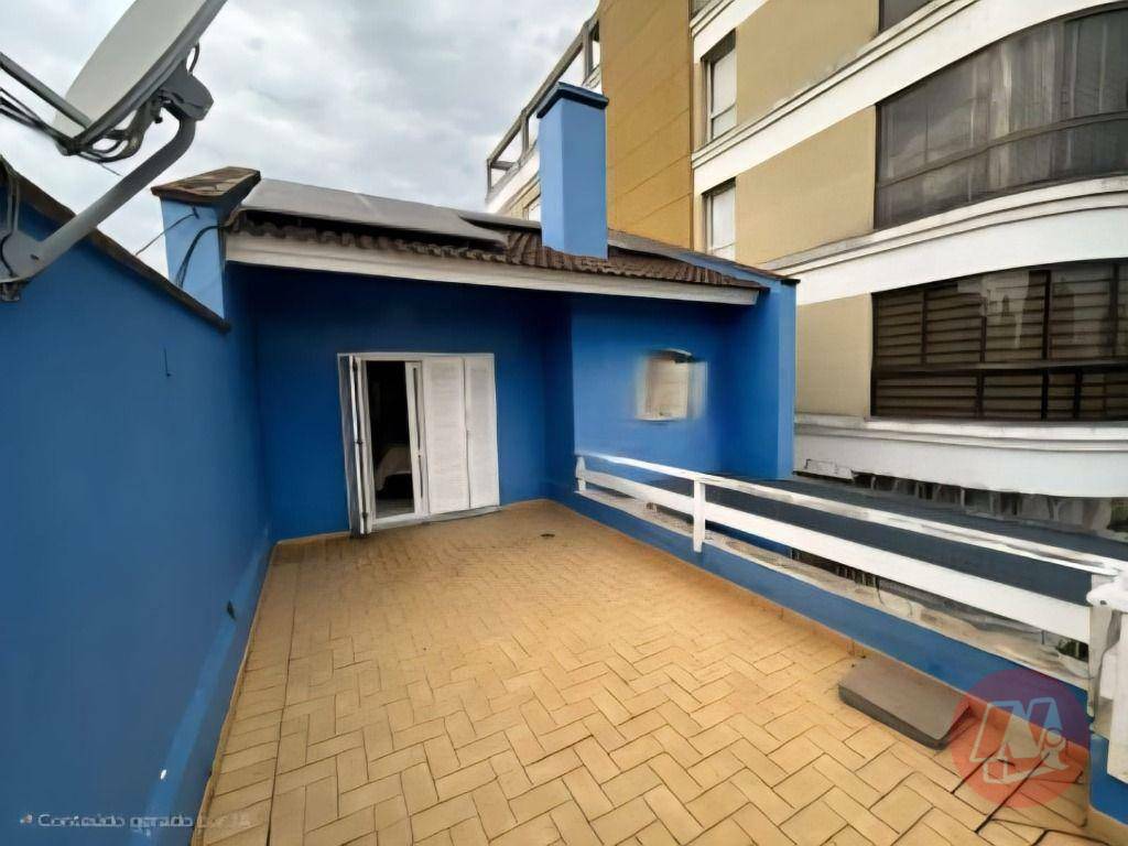 Casa para alugar com 4 quartos, 200m² - Foto 15