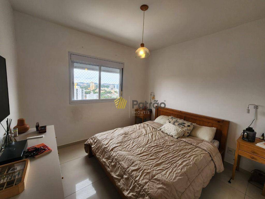 Apartamento à venda com 3 quartos, 147m² - Foto 8