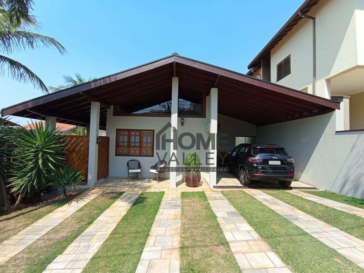 Casa de Condomínio à venda com 3 quartos, 196m² - Foto 2