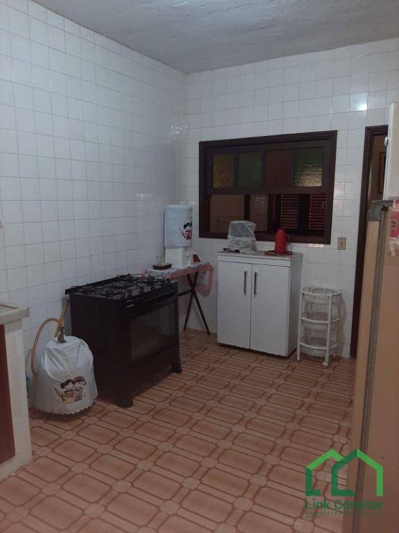 Chácara à venda com 3 quartos, 180m² - Foto 15