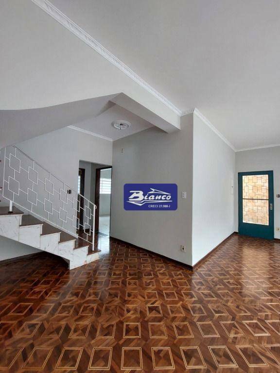 Sobrado à venda com 4 quartos, 328m² - Foto 8