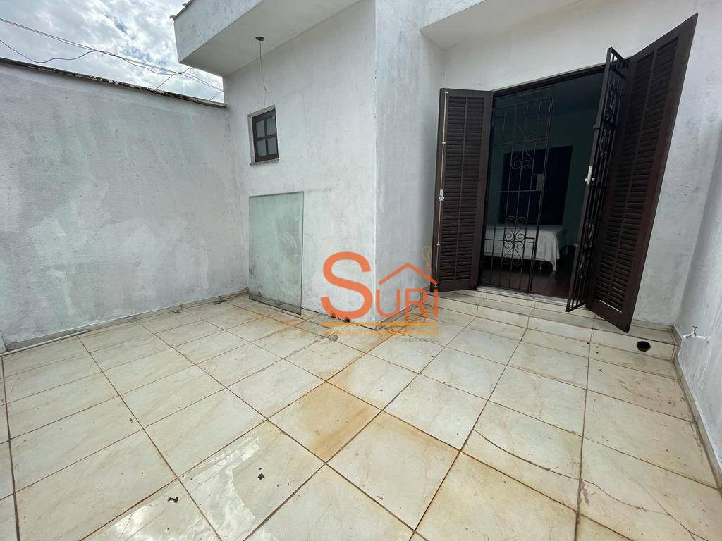 Sobrado à venda com 3 quartos, 249m² - Foto 31