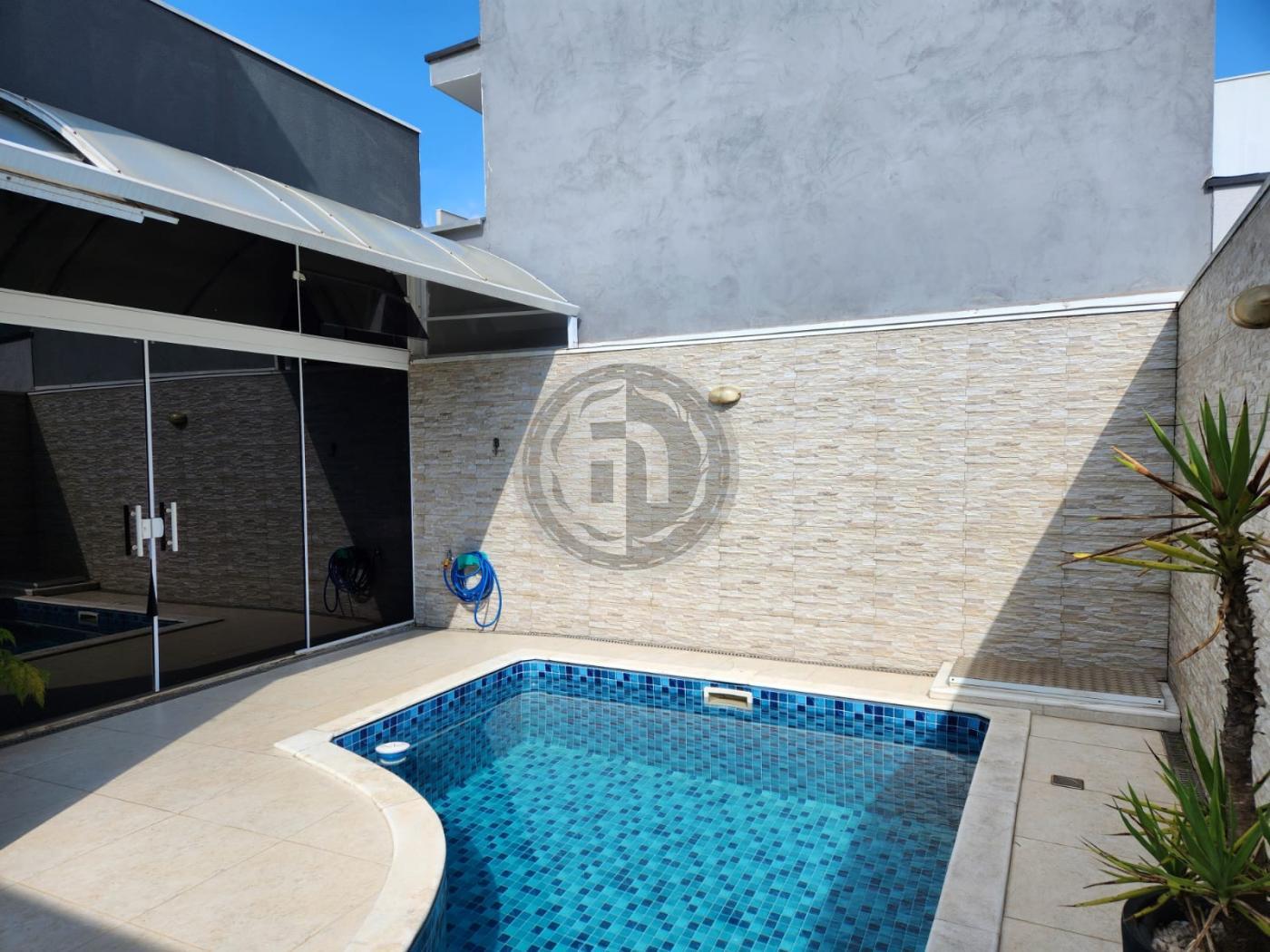 Casa de Condomínio à venda com 3 quartos, 173m² - Foto 2