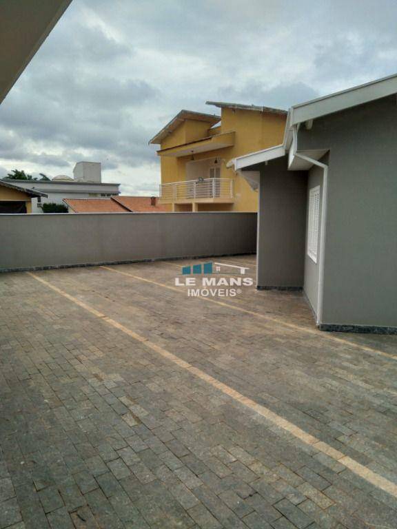 Casa de Condomínio à venda com 3 quartos, 242m² - Foto 24