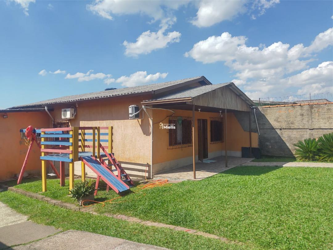 Casa à venda com 2 quartos, 90m² - Foto 4