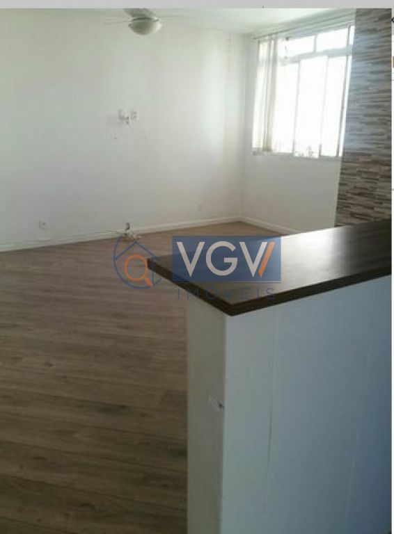 Apartamento para alugar com 2 quartos, 80m² - Foto 3